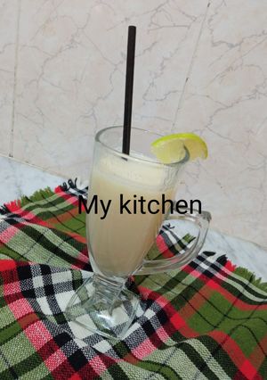 صورة لوصفة عصير الموز 🍌و التفاح 🍏