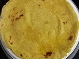 લસણ વાળો રોટલો (Garlic Rotlo Recipe In Gujarati)
