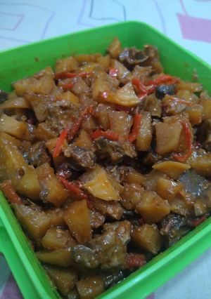 Foto resep Sambal goreng kudus bumbu instan (kentang dan ati ayam)