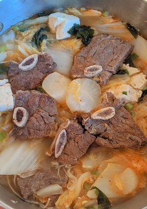 泡菜燉牛小排 的食譜成品照片
