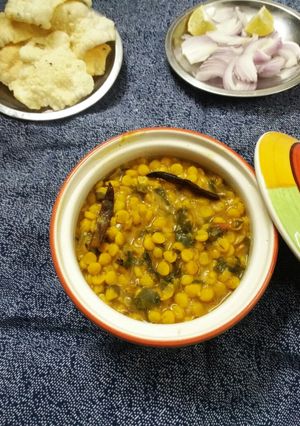 A picture of Spinach mix dal.