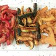Calabaza, pimientos y calabacines en tempura