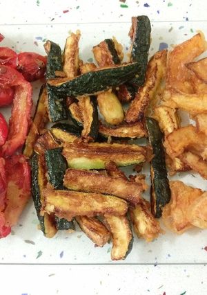 Foto principal de Calabaza, pimientos y calabacines en tempura