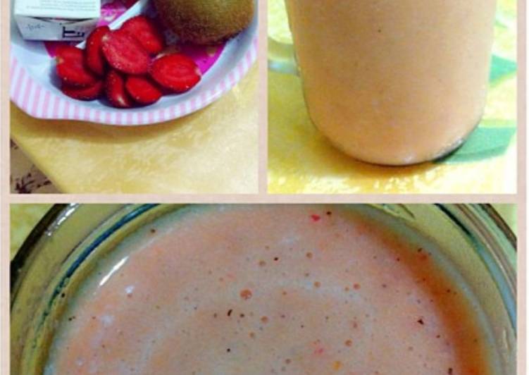 Smoothies StroWiTel (Stroberi, kiWi dan worTel)