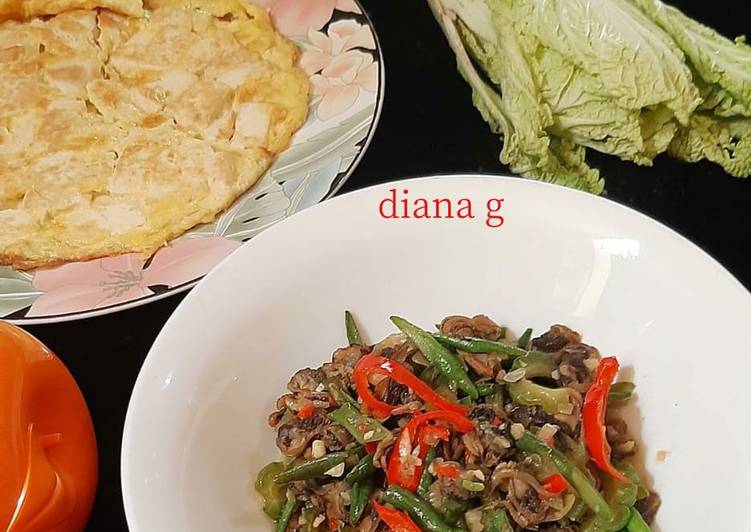 makanan Oseng Pare Kerang Dara yang merasakan kenyamanan