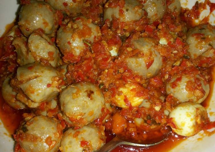 How to Prepare Appetizing BAKSO MERCON (PEDES LEVEL MAMPUS ALERT!!!)
