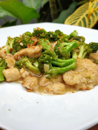 Resep Ayam Brokoli Bumbu Bawang ala Chef Muhammad Enak Dan Mudah