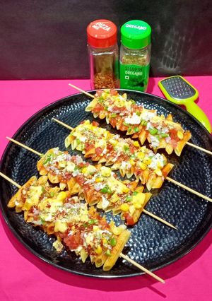 A picture of Pizza Pasta Sticks.