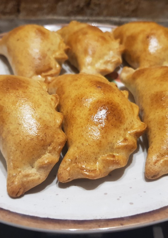 Una foto de Empanadas semi integrales rellenas de proteína de soja