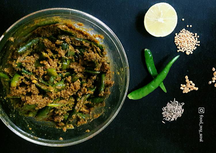 Green Chilli Pickle