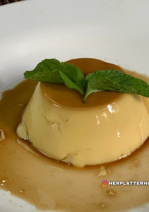 कॅरामल कस्तर्ड (caramel custard recipe in marathi) रेसिपी चे मुख्य फोटो 