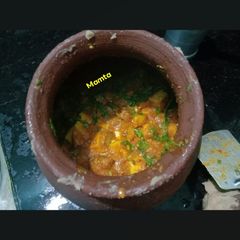 A picture of हांडी पनीर.