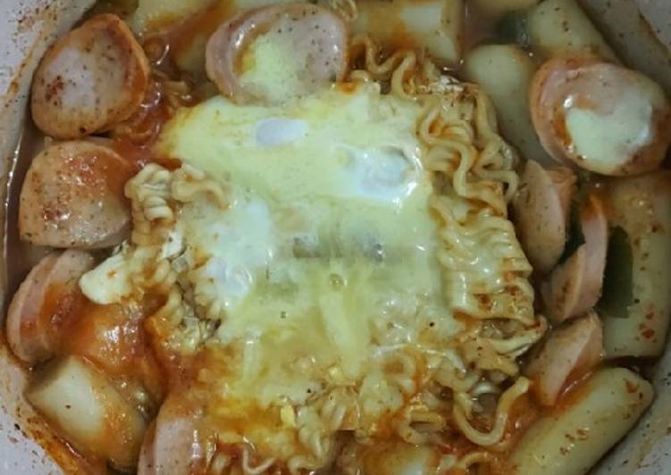 Langkah Mudah untuk Membuat Budae Jjigae Simple Mie Sedaap, Lezat