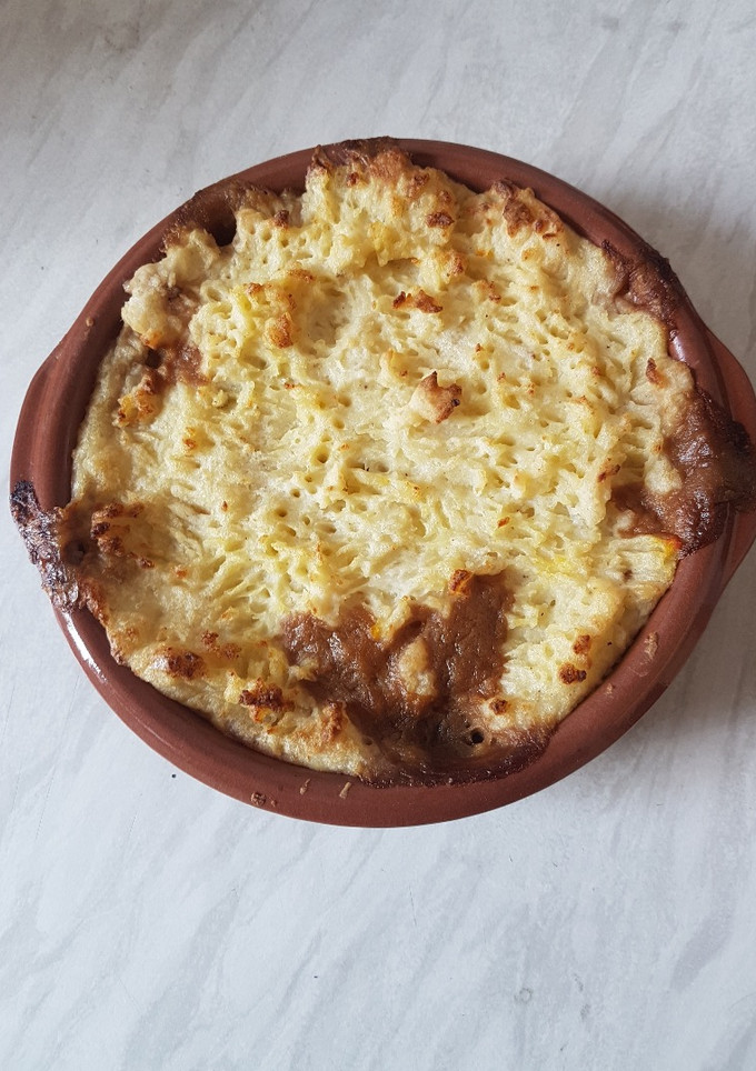 Una foto de Pastel de carne cubierta de puré patata o "cottage pie"