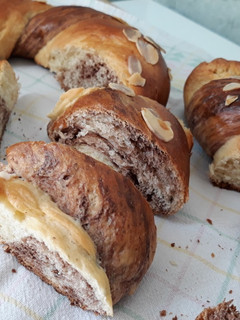 Húsvéti fonott kalács és koszorú recept fotója