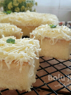 Foto resep Bolu Jadul Topping Keju