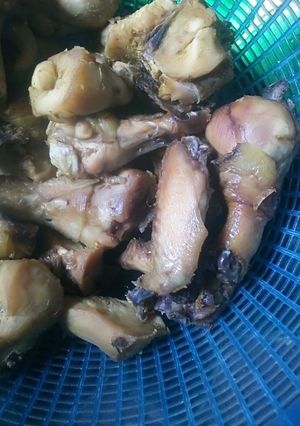 A picture of Steamed fried Chicken.