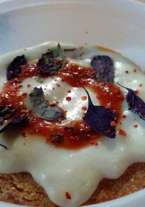 Una foto de Fainá de pizza en microondas