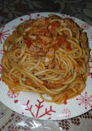 Una foto de Spaguetti con atún