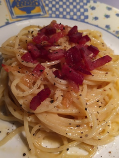 Una foto de Auténtica Carbonara Italiana