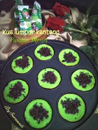 Bagaimana Membuat Kue Lumpur Kentang Pandan Meisis Gampang