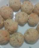 * Pancitos de cebolla, ajo, orégano y queso *