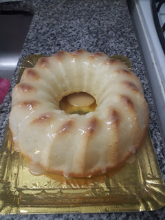 Una foto de Torta de limón esponjosa 🍋