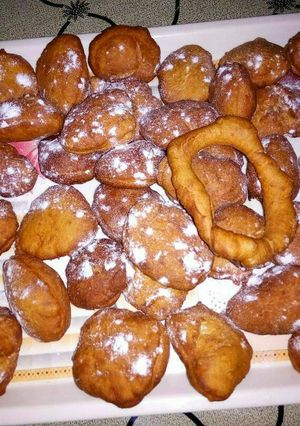 A picture of Delicious mandazi.