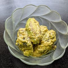 A picture of Dudh Potol (Pointed gourd cooked in a milk gravy).