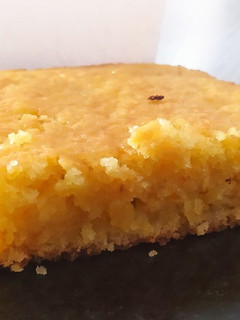Una foto de Torta de naranja súper húmeda, sin huevo y sin manteca