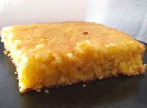 Una foto de Torta de naranja súper húmeda, sin huevo y sin manteca
