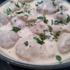 A picture of Dahi phulkiyan.