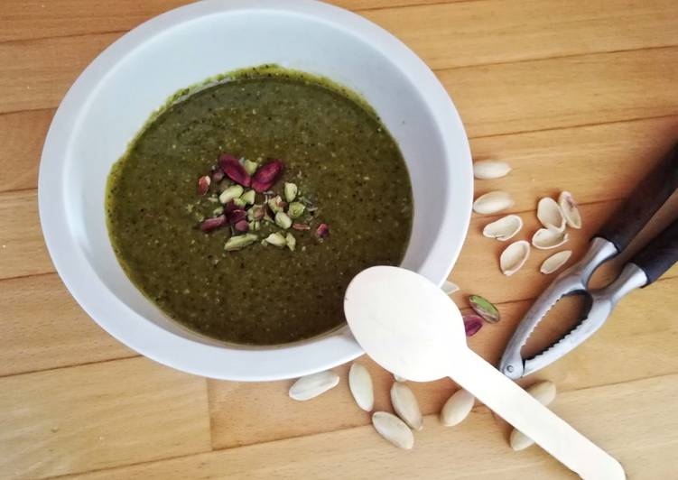 Step-by-Step Guide to Make Favorite Pesto di pistacchi 🌷