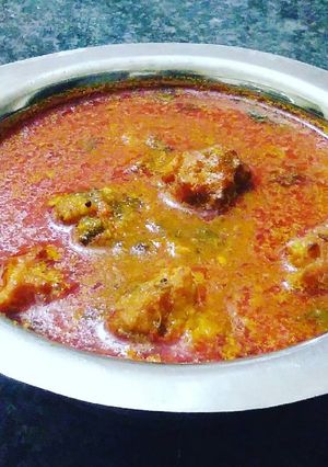 लोकी कोफ्ता करी (Lauki Kofta curry recipe in hindi) रेसिपी मुख्य फोटो