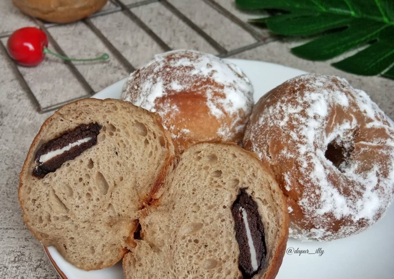 CharReo Doughnut