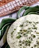 “Queso” de almendra estilo Boursin con ajo y finas hierbas