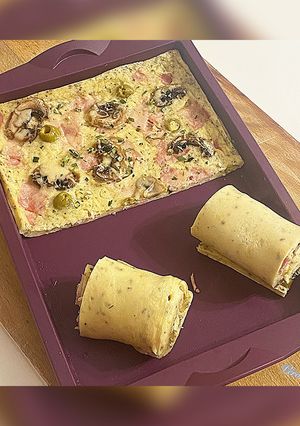 A picture of Giant Ham and Mushroom Crêpe.