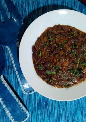 A picture of Rajma Gravy.