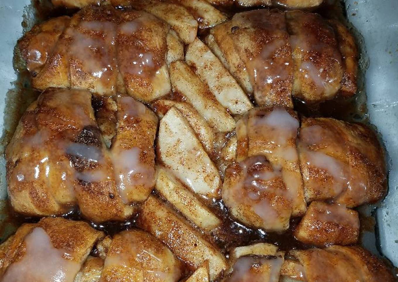 Cinnamon bun apple bites