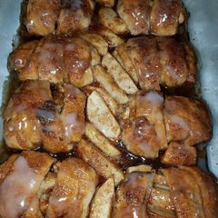 A picture of Cinnamon bun apple bites.