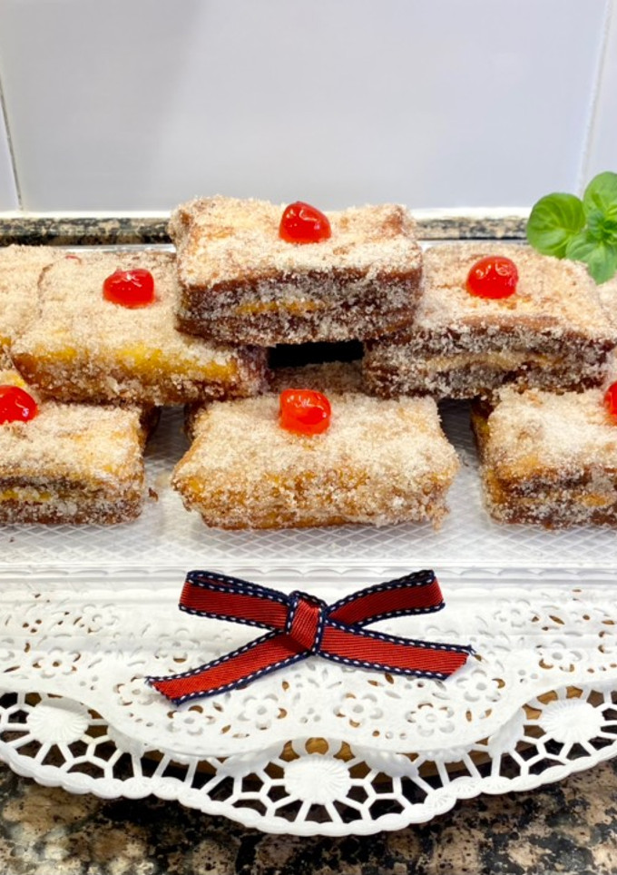Una foto de Torrijas Brioche rellenas con crema pastelera “sin gluten “