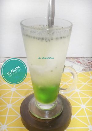 Foto resep Es Kelapa Sirup Melon 🍈