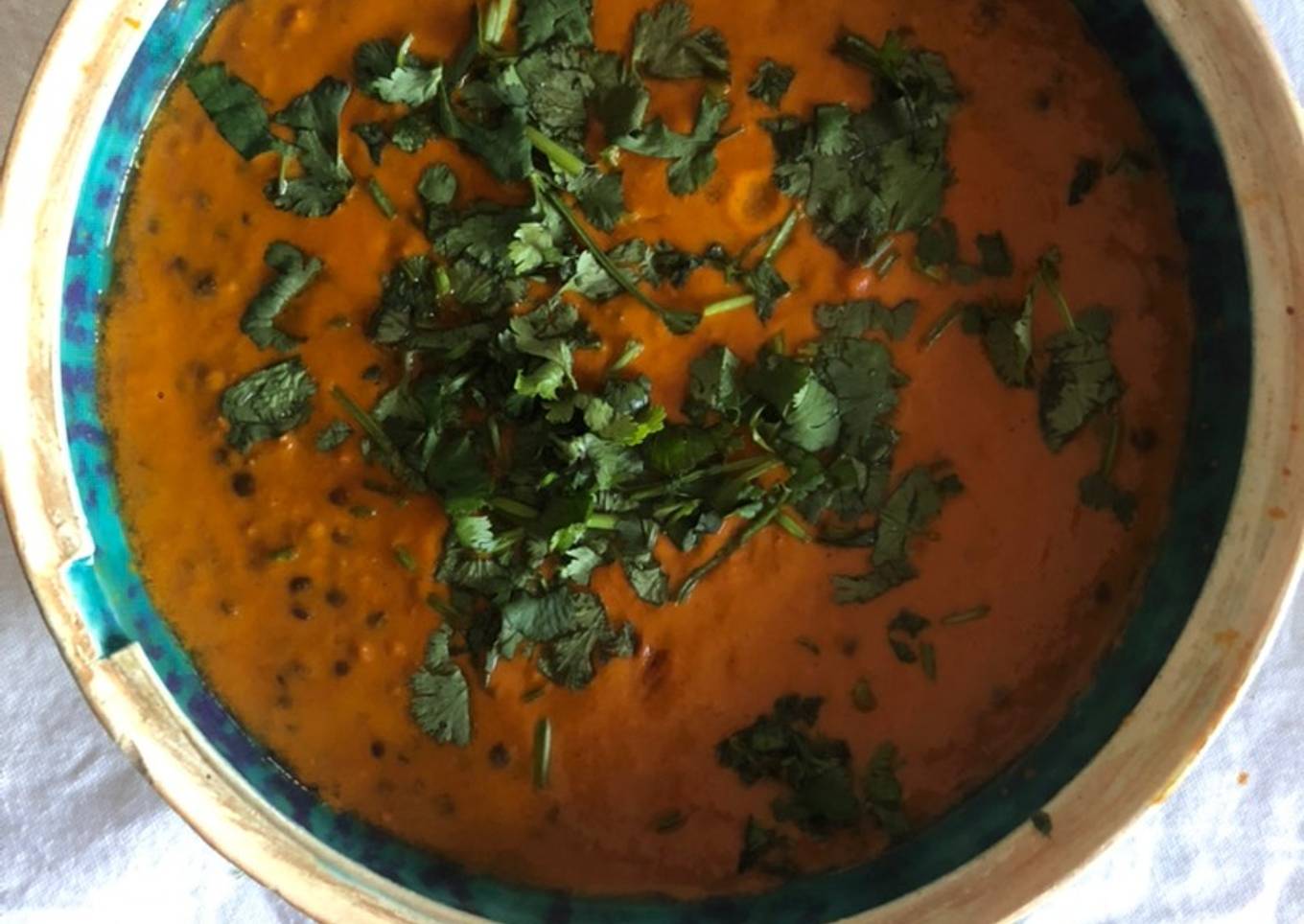 Curry de lentejas negras