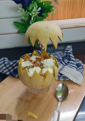 মাস্ক মেলন ভেনিলা (Musk melon vanilla milkshake recipe in bengali) রেসিপির প্রধান ছবি