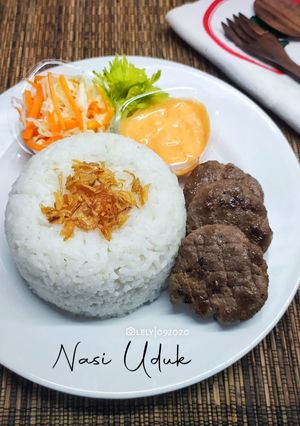 Foto resep Nasi Uduk Magicom