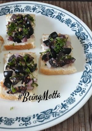 A picture of Juicy Grapes Toast.