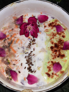 ट्राई कलर रायता (Tri colour raita recipe in hindi) रेसिपी मुख्य फोटो