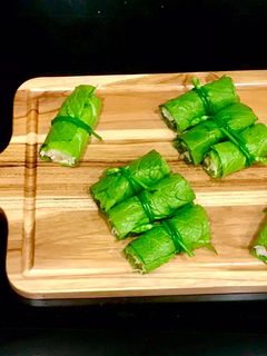 Hình của món Cuốn Diếp Chay.
