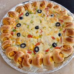A picture of Chunks Flower Pizza 🍕🍕.