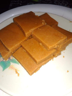 સુખડી (ગોળપાપડી) (Sukhdi recipe in Gujarati) રેસીપી મુખ્ય ફોટો